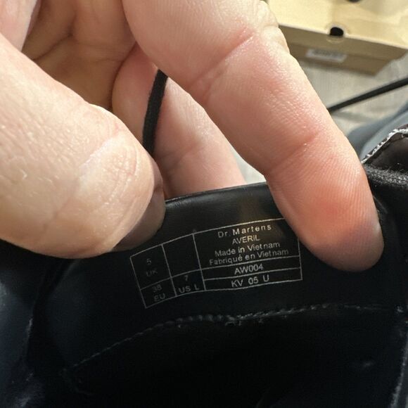 Dr. Martens Averil Lace Chunky Heel Leather Ankle Combat Boots US Size 7 - Picture 8 of 11